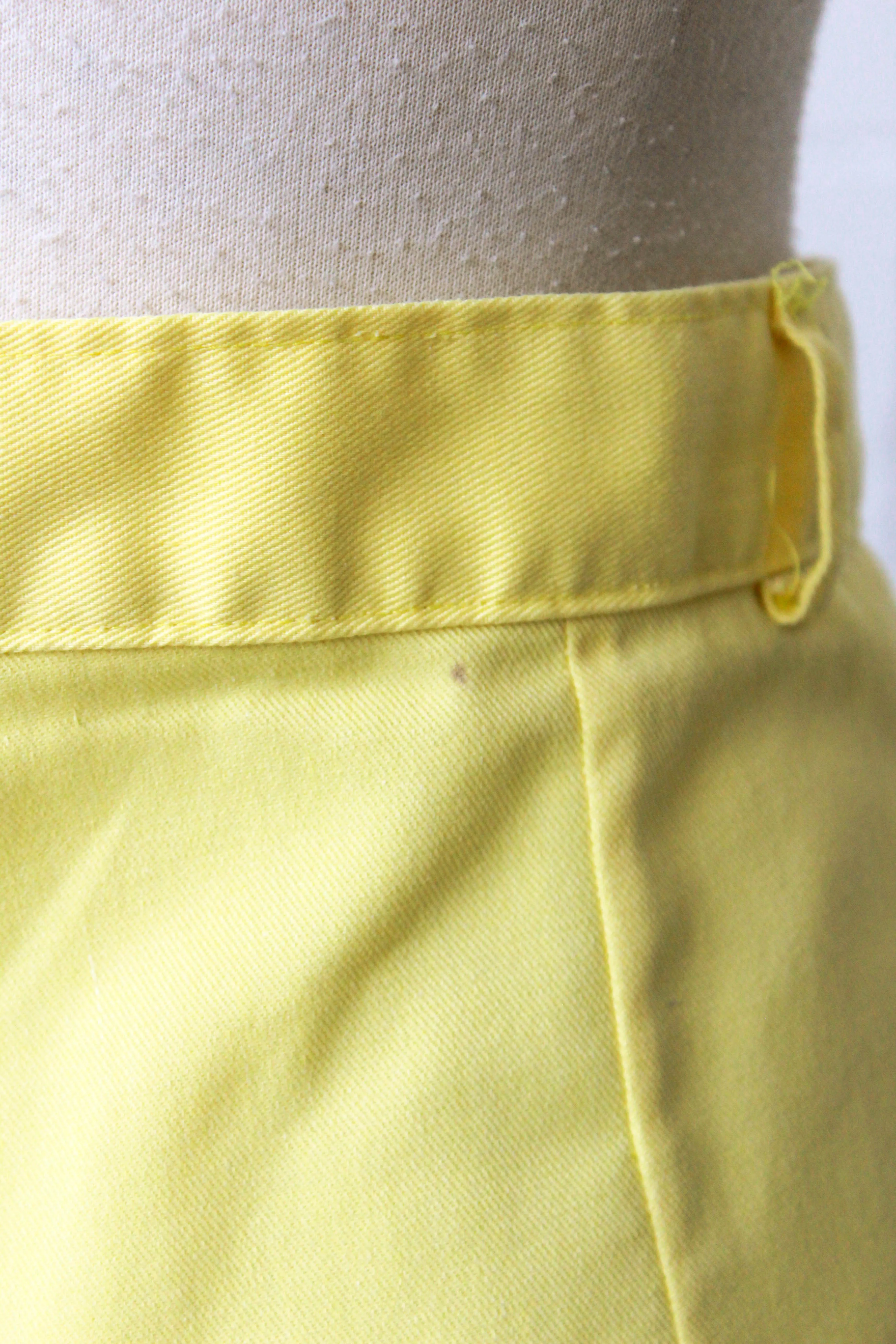 1980s Yellow High Waisted Shorts, Waist 28"