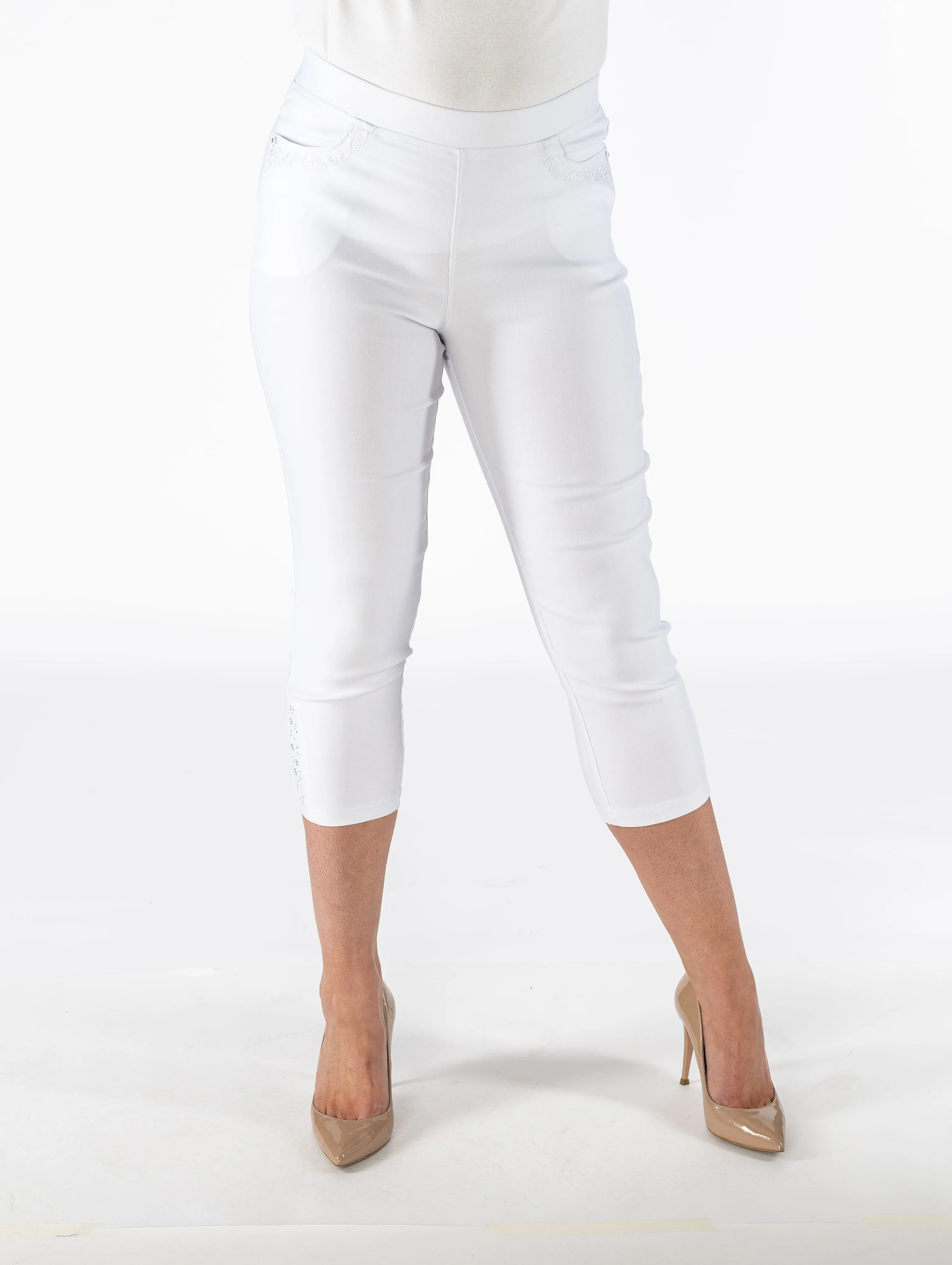 22" leg cropped trouser