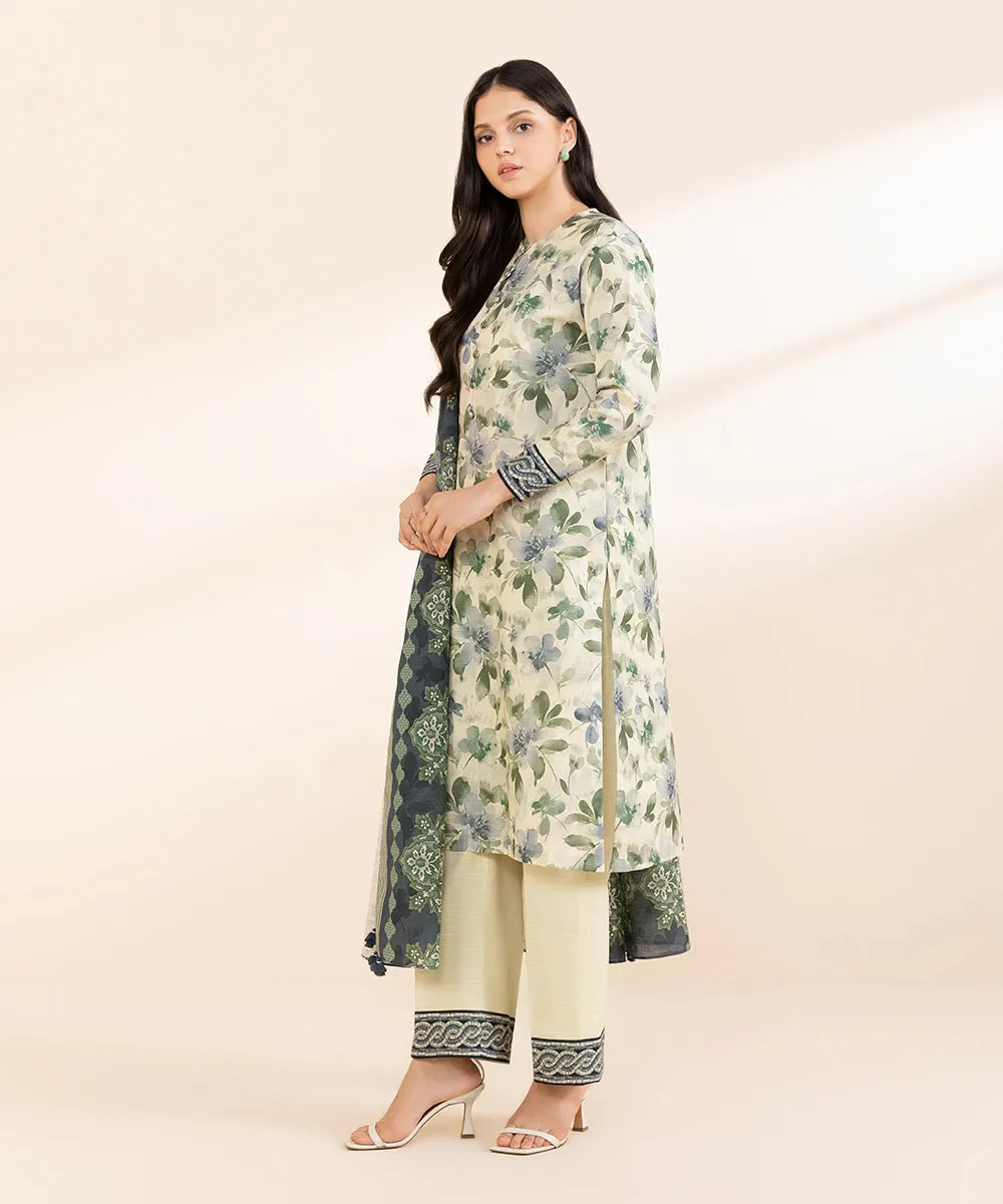 3 Piece - Printed Light Khaddar Suit