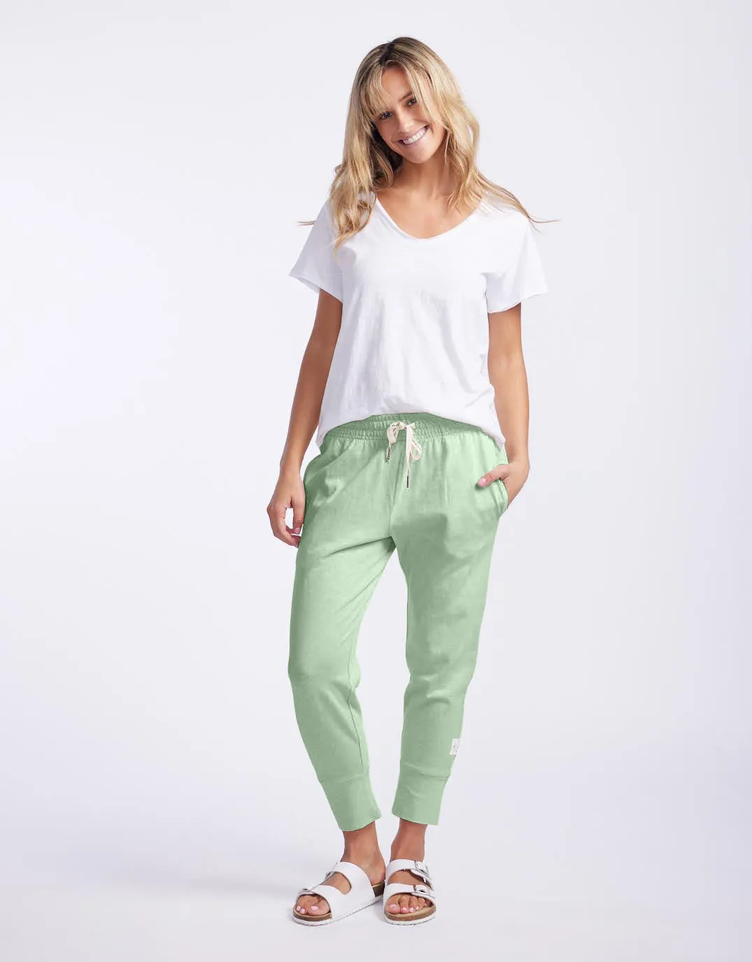 3/4 Brunch Pants - Quiet Green