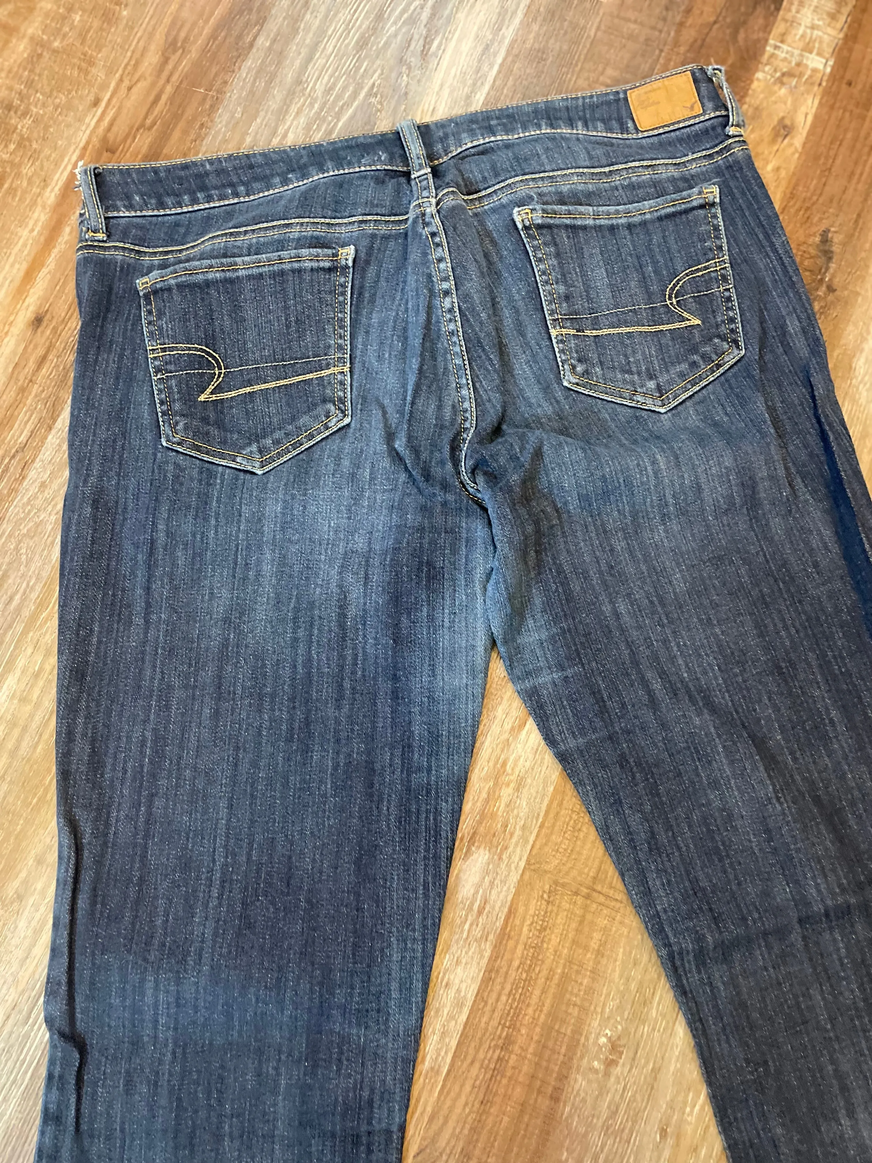 American Eagle Super Stretch Jegging Women’s jeans size 4 Short