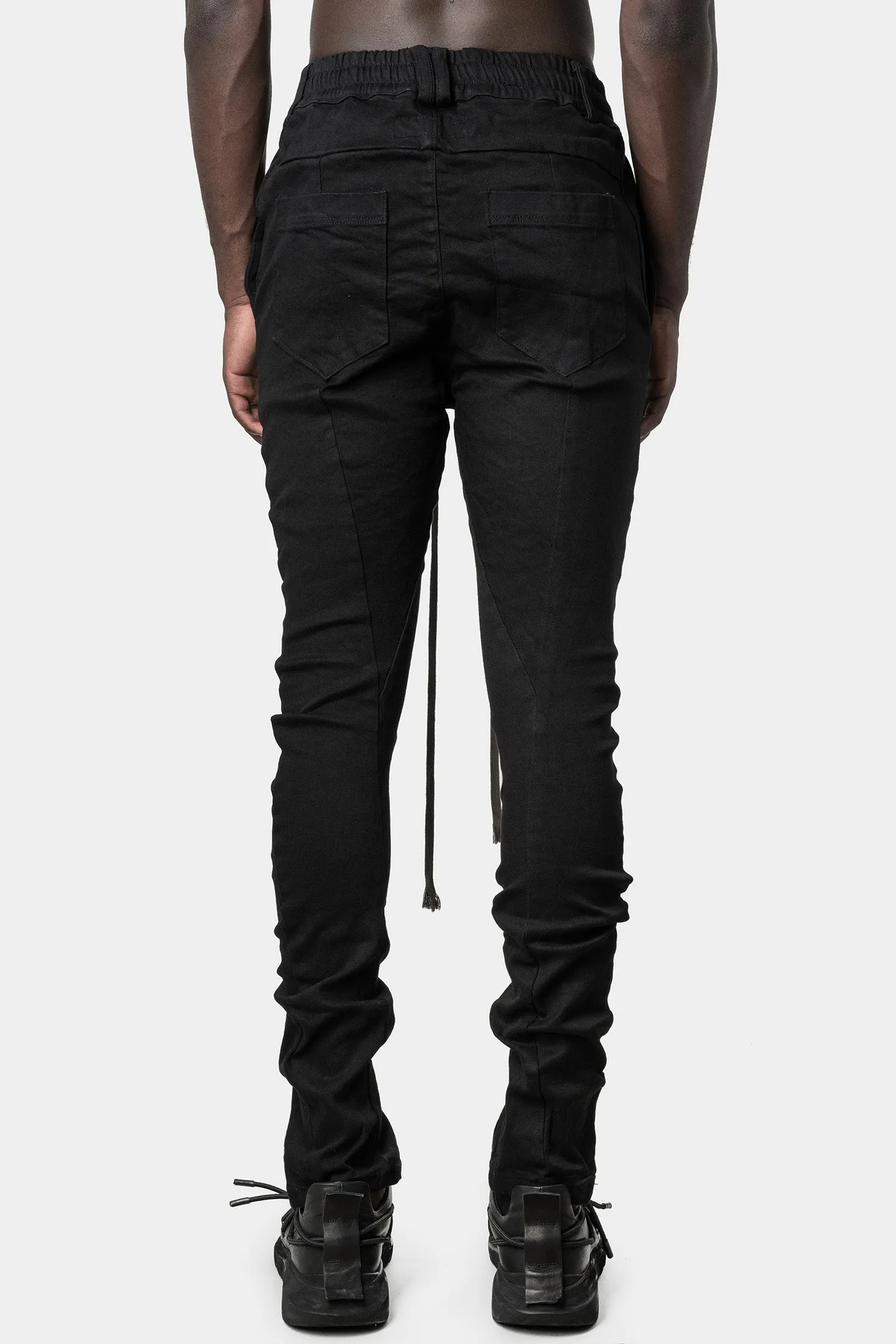 Anatomical fitted jeans