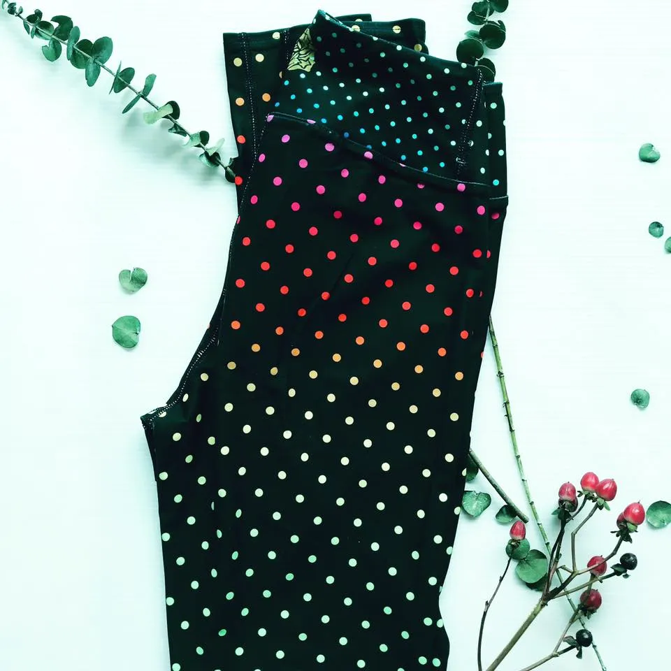 Black Rainbow Dots Women's Leggings, Polka Dots Colorful Printed Women's Long Yoga Pants- Made in USA/EU/MX