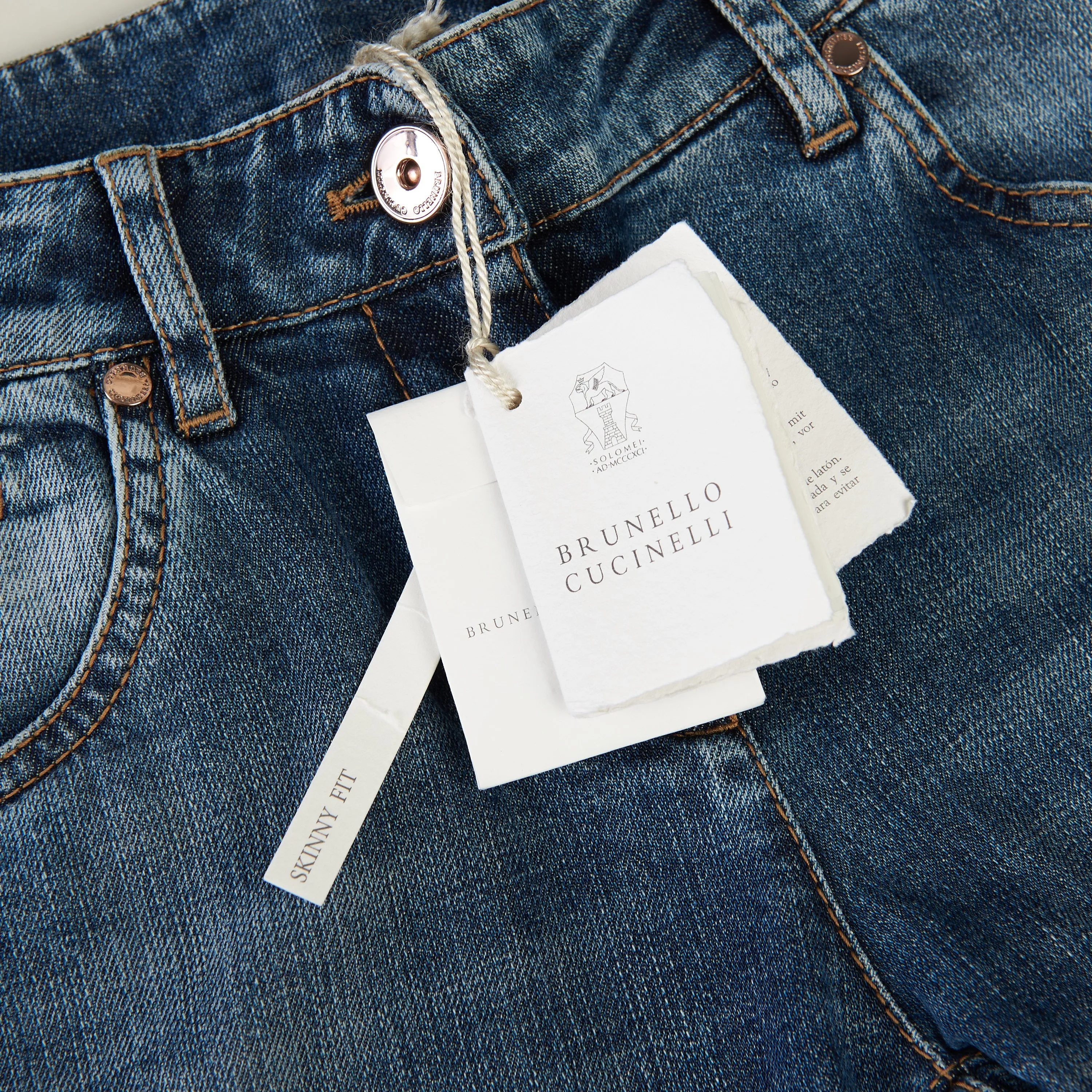 Blue Comfort Denim Five- Pocket Trousers - Shiny Monili Leather Tab