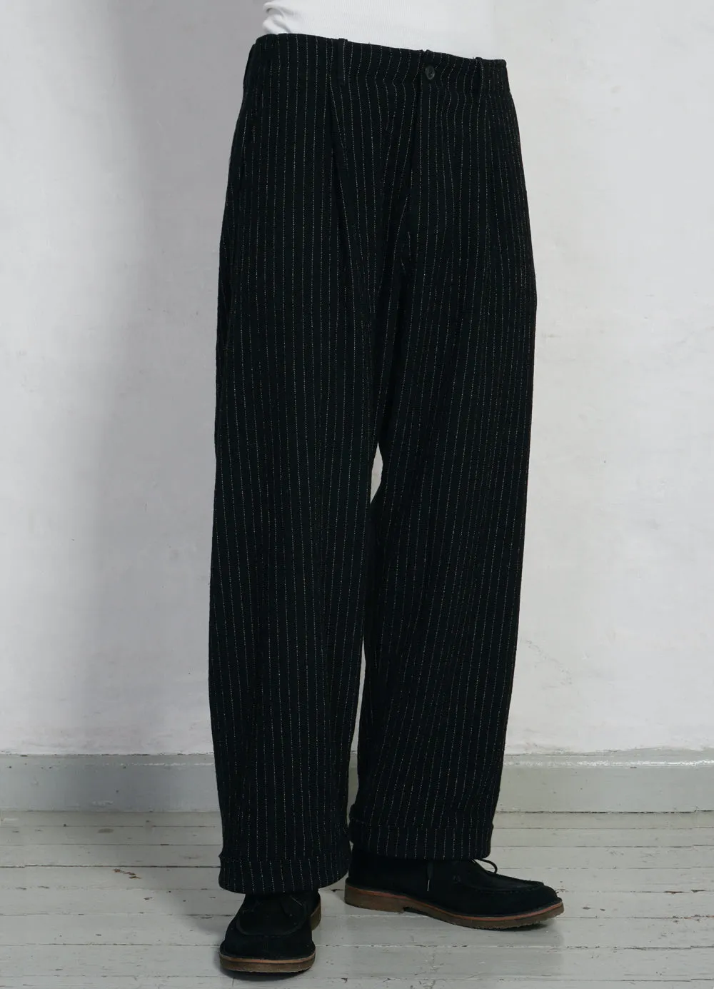 BOBBY | Super Wide Pleated Trousers | Big Pin Black