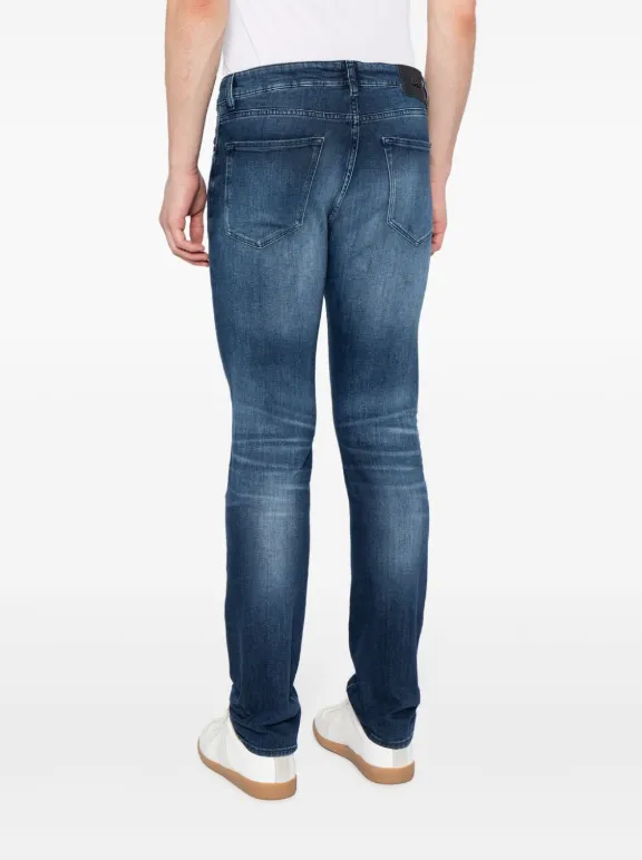 BOSS logo-patch straight-leg jeans