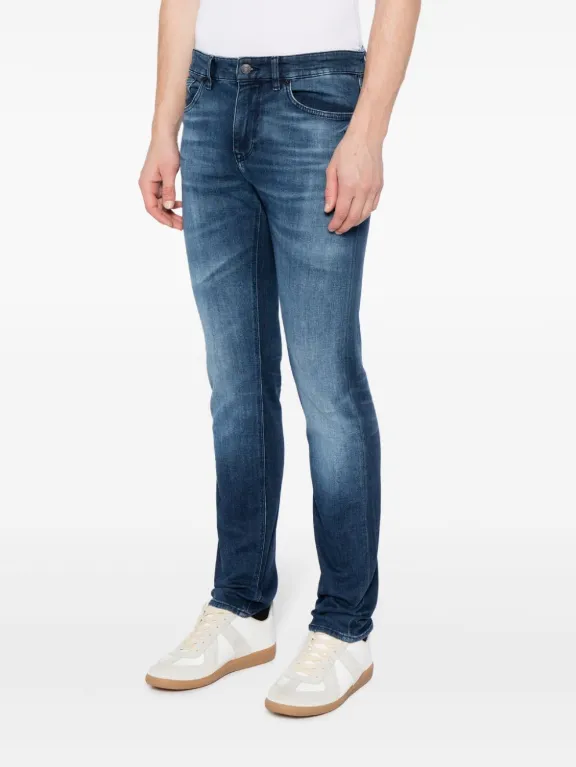 BOSS logo-patch straight-leg jeans