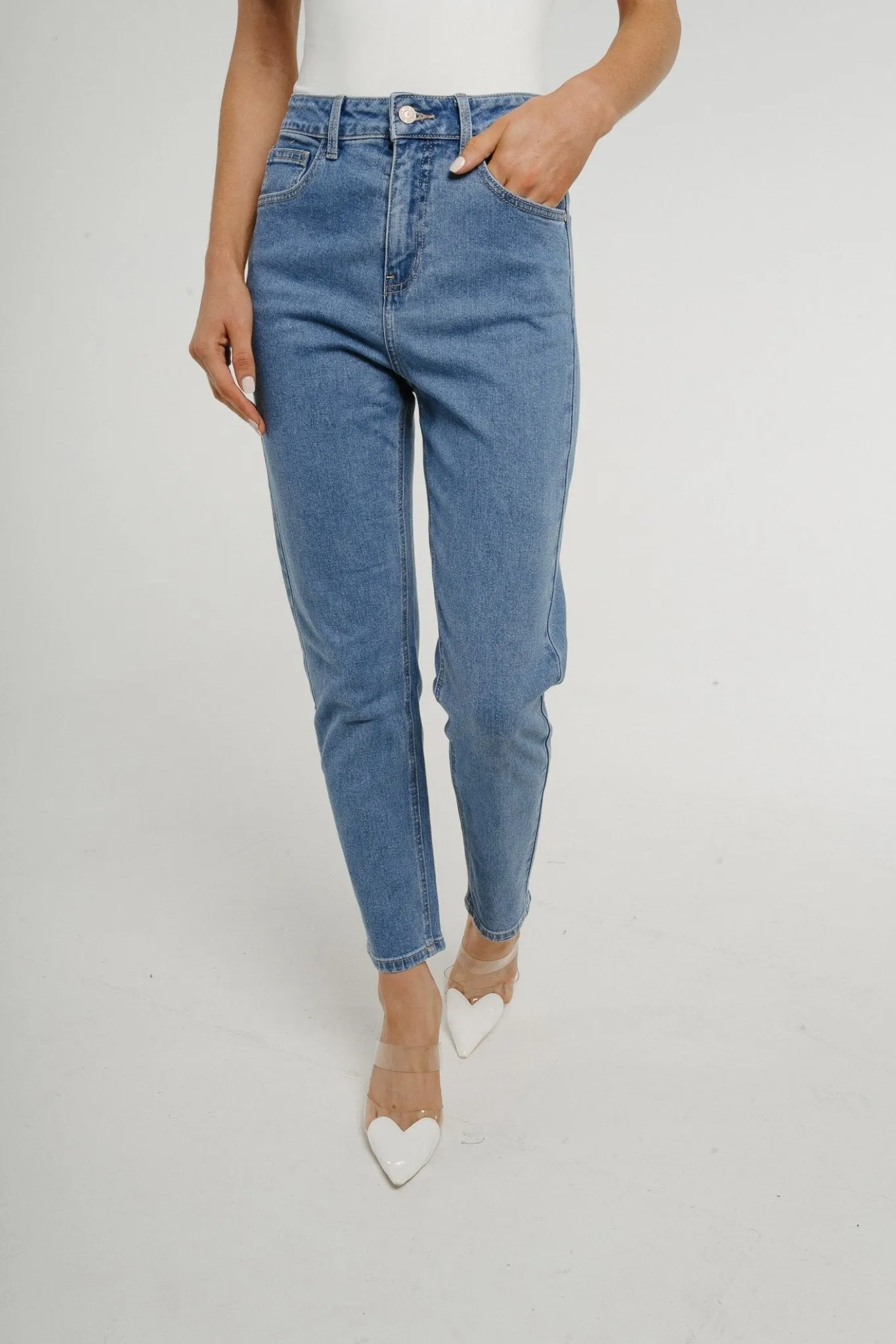 Cindy High Waist Mom Jean In Mid Wash