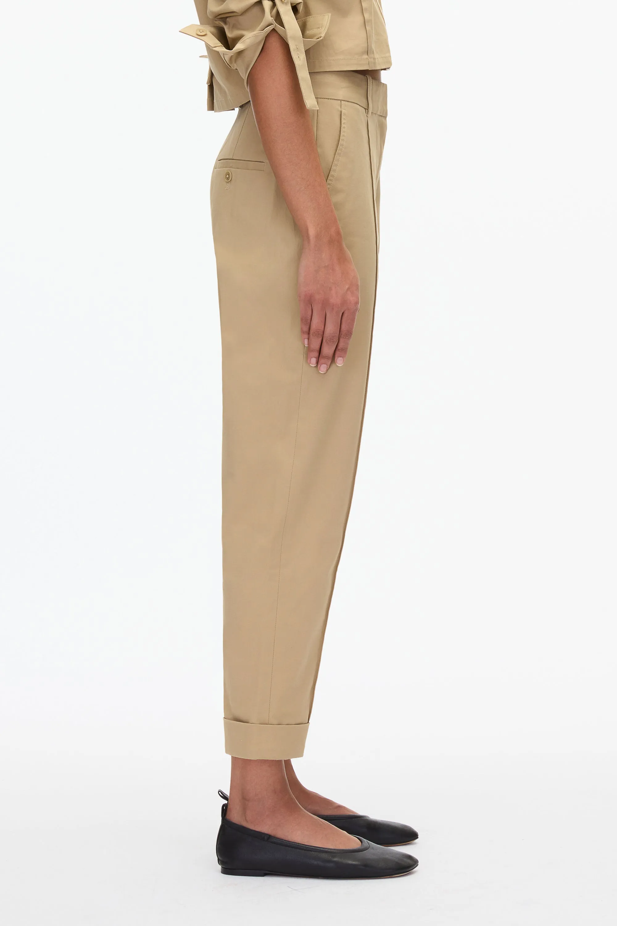 Cropped Carrot Trousers