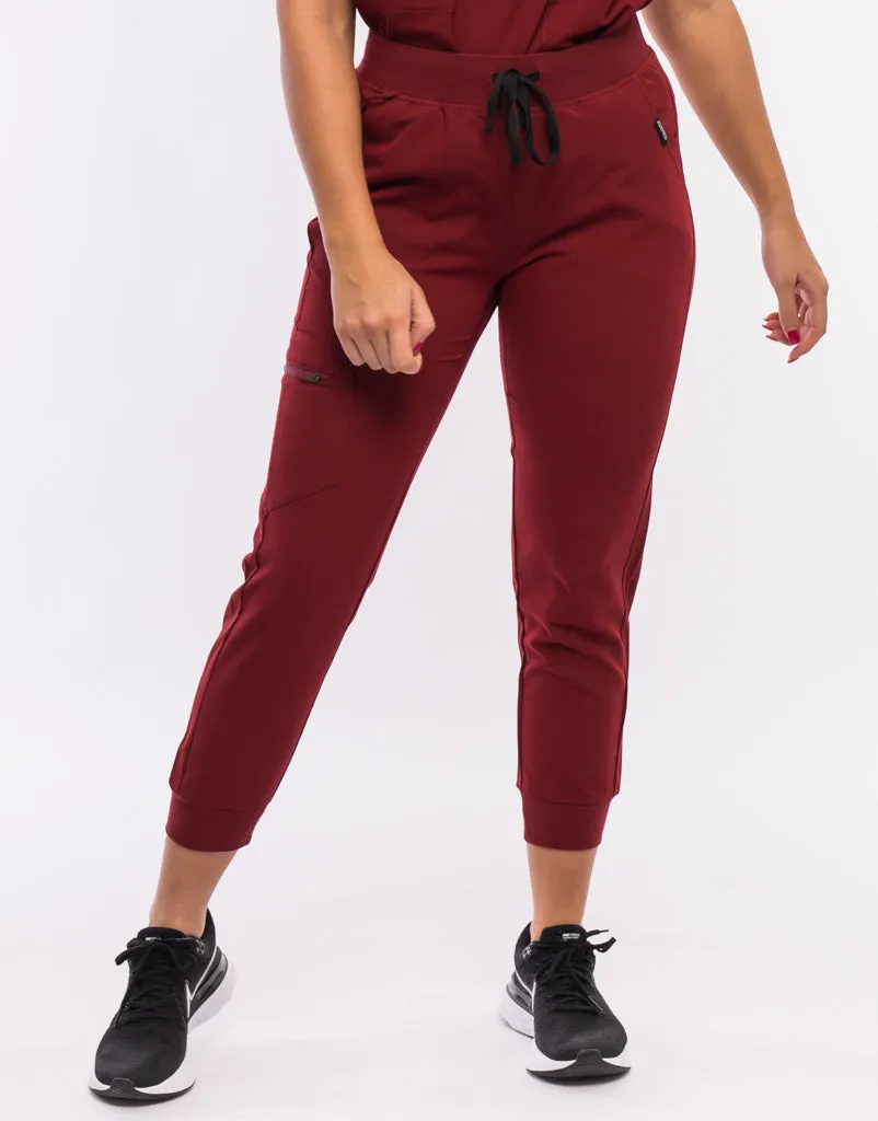 Essential Jogger Scrub Pants - Syrah Red