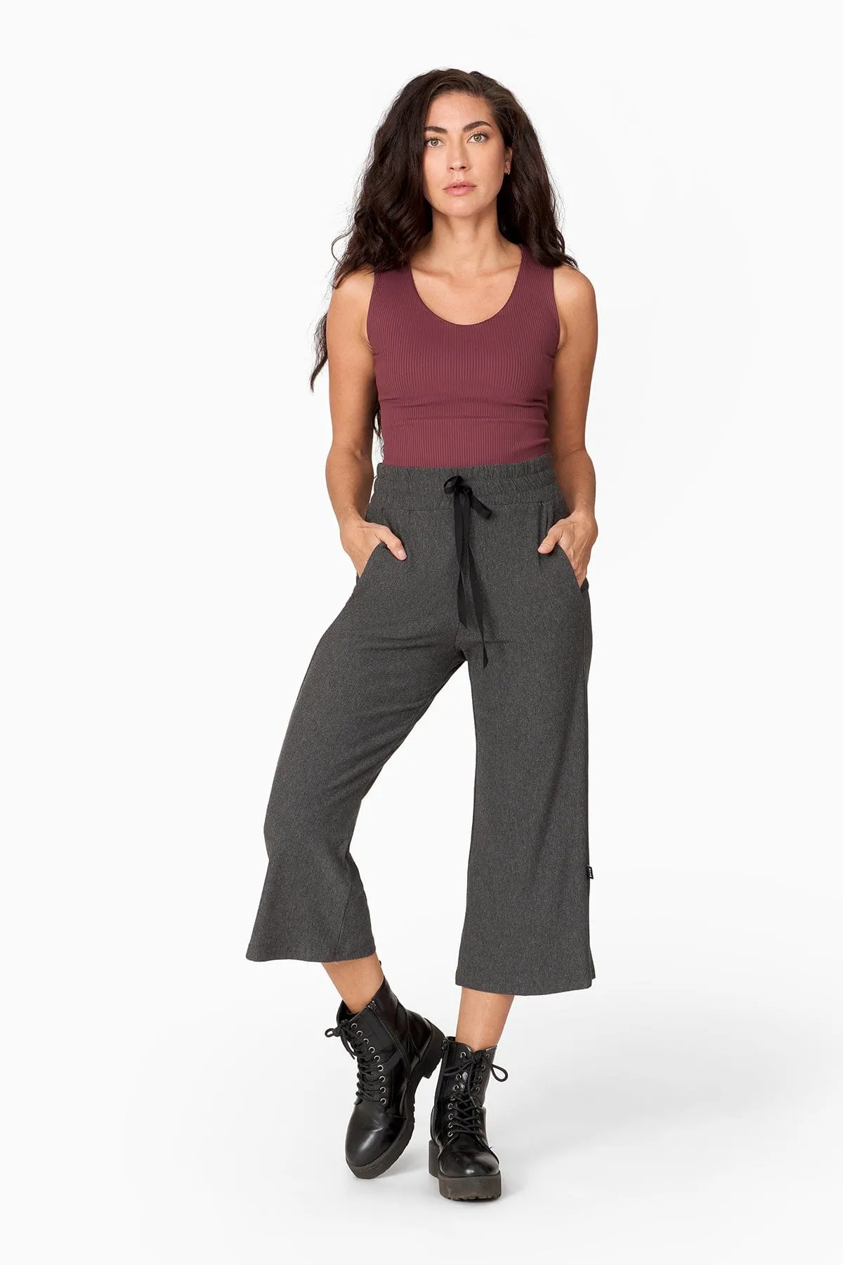 Freedom Wide Leg Crop in Dark Heather Grey