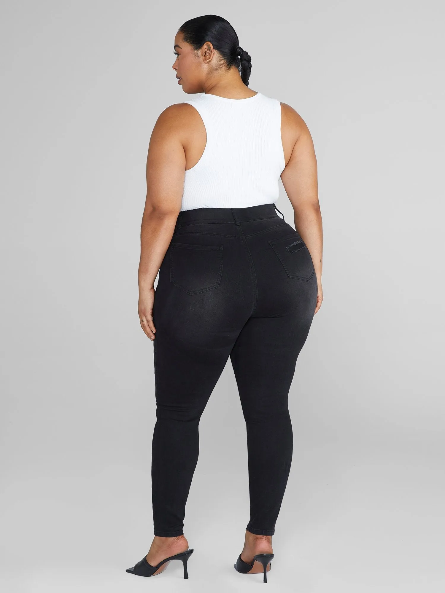 High Rise Curvy Fit Skinny Jeans in Black - Tall Inseam