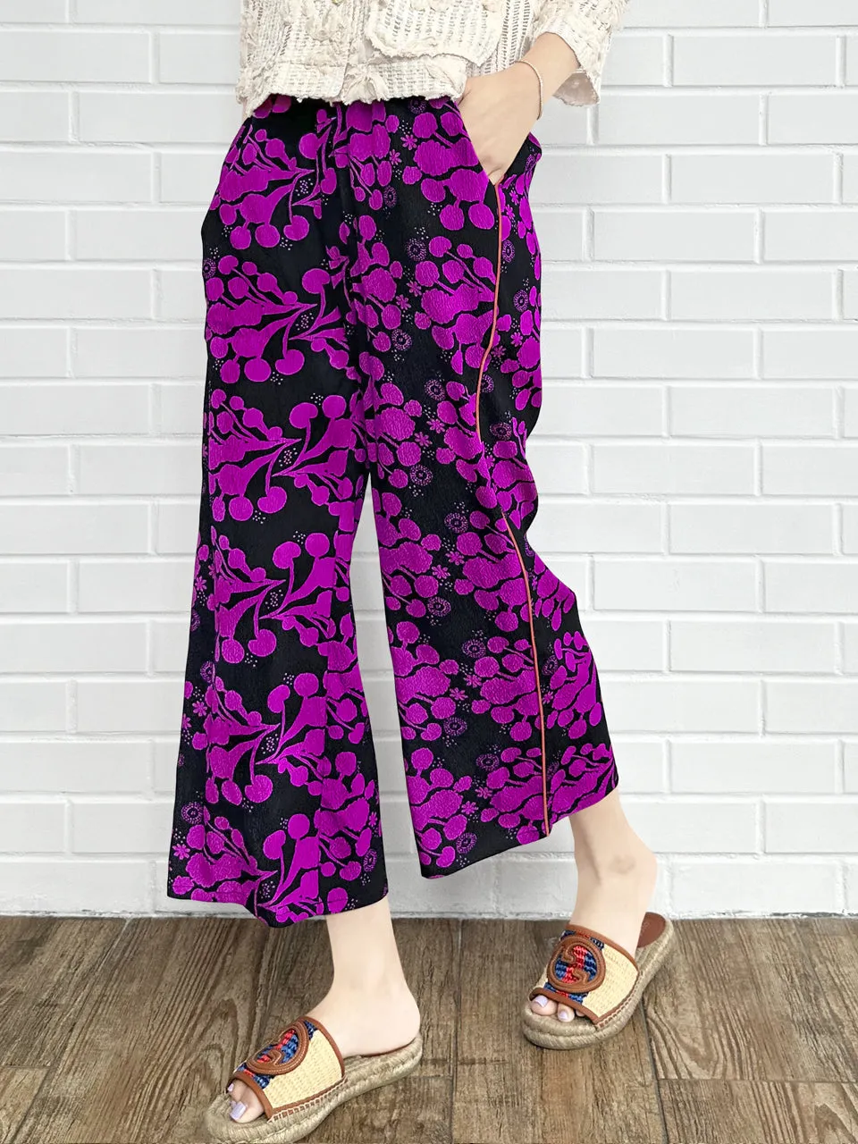 Last Chance! Fuchsia Blooming Petal Contrast Piping Silky Cropped Trousers