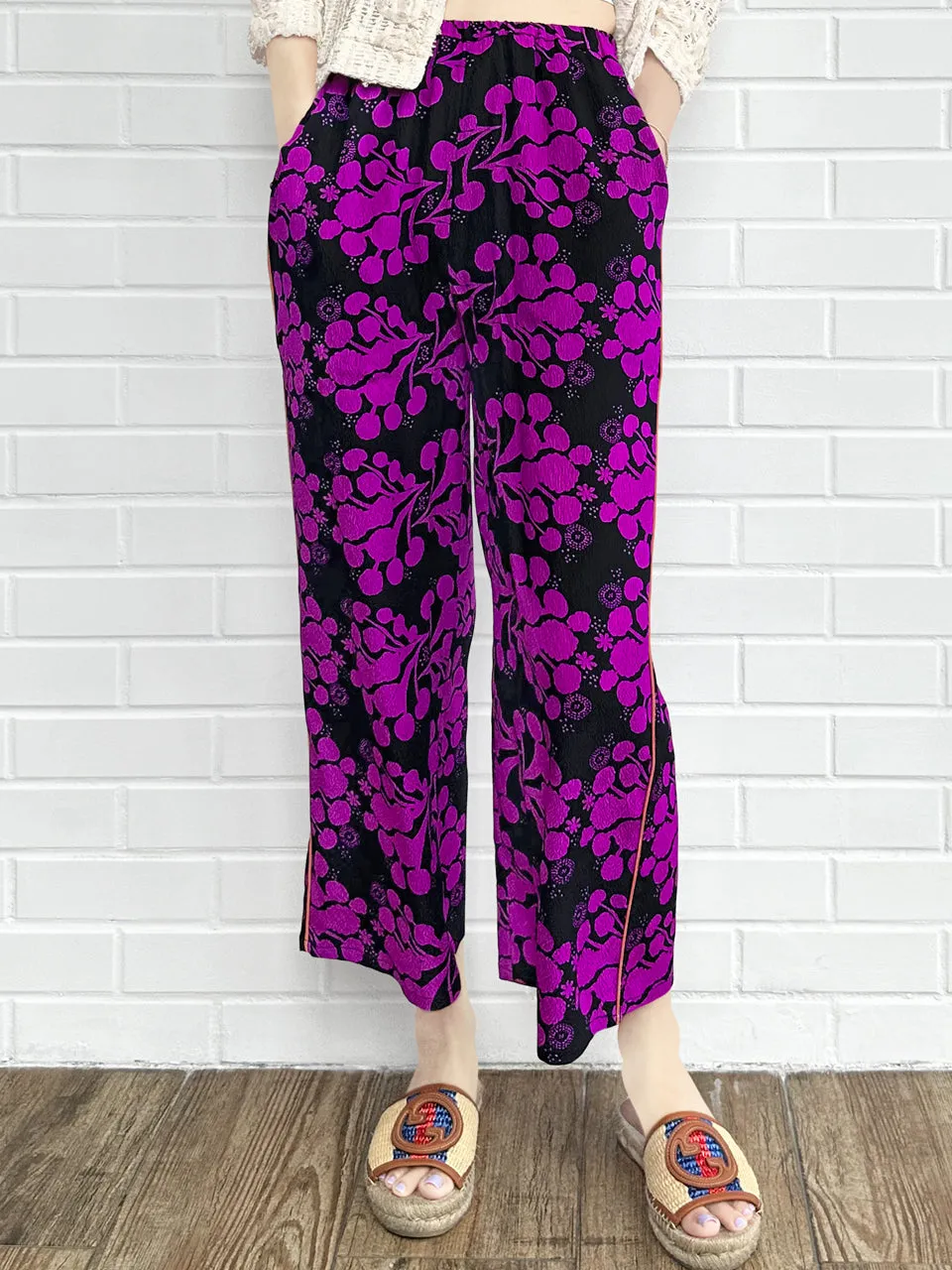 Last Chance! Fuchsia Blooming Petal Contrast Piping Silky Cropped Trousers