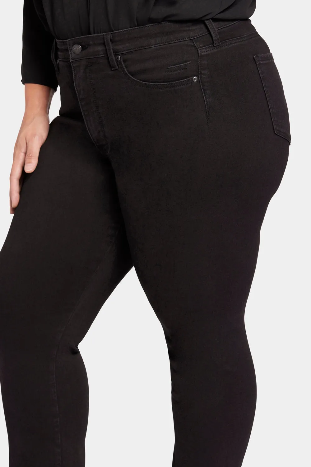 Le Silhouette Slim Bootcut Jeans In Petite Plus Size - Stellar