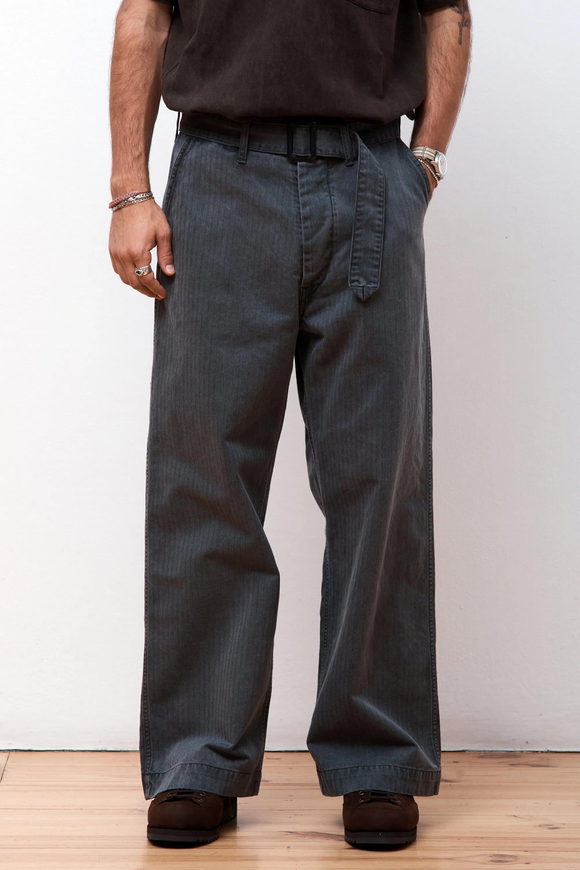 LOT.212 MILITARY TROUSERS SUMI