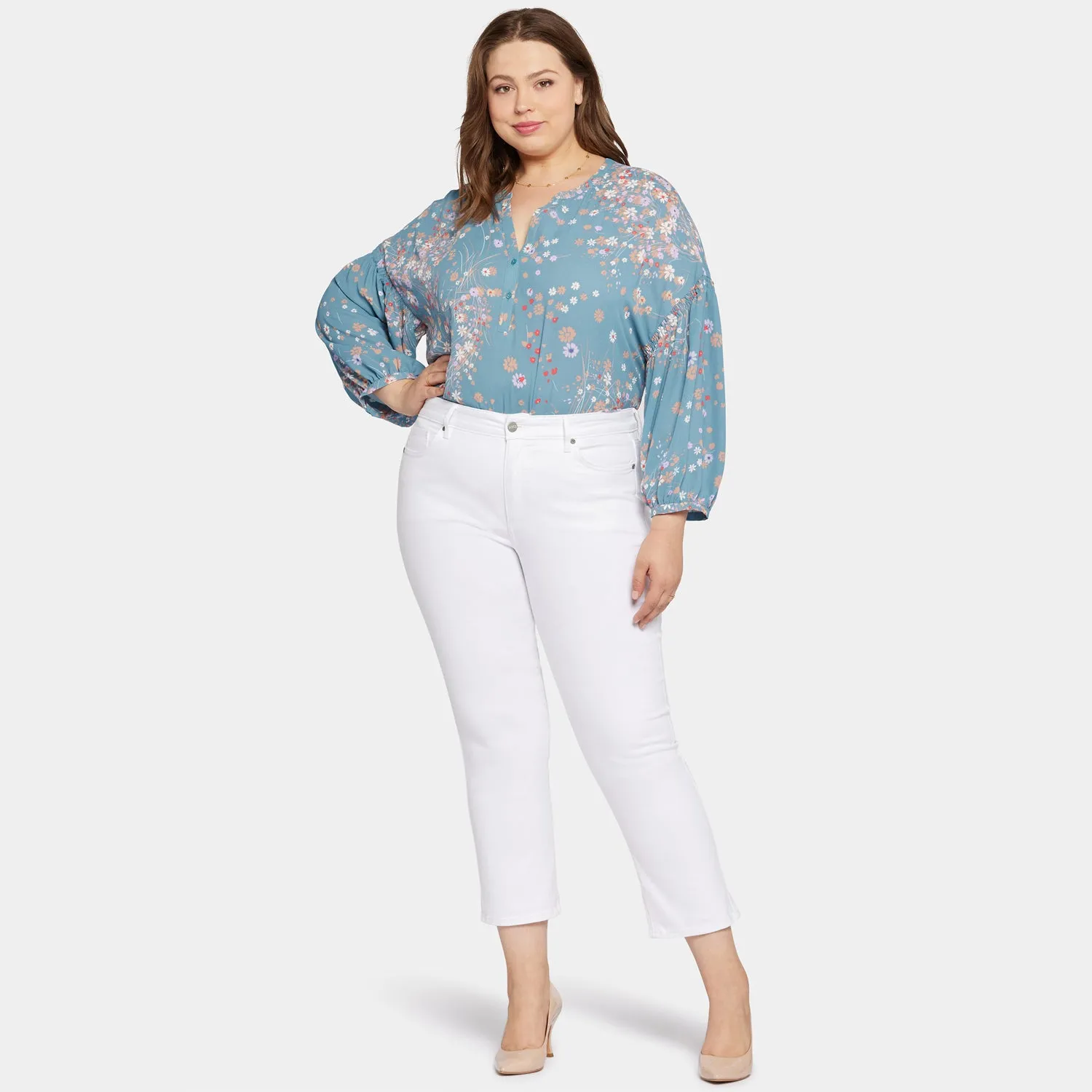 Marilyn Straight Ankle Jeans In Plus Size - Optic White