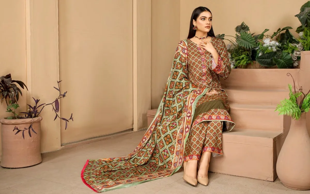 Munira Dhanak 3 Piece Suit MUN457