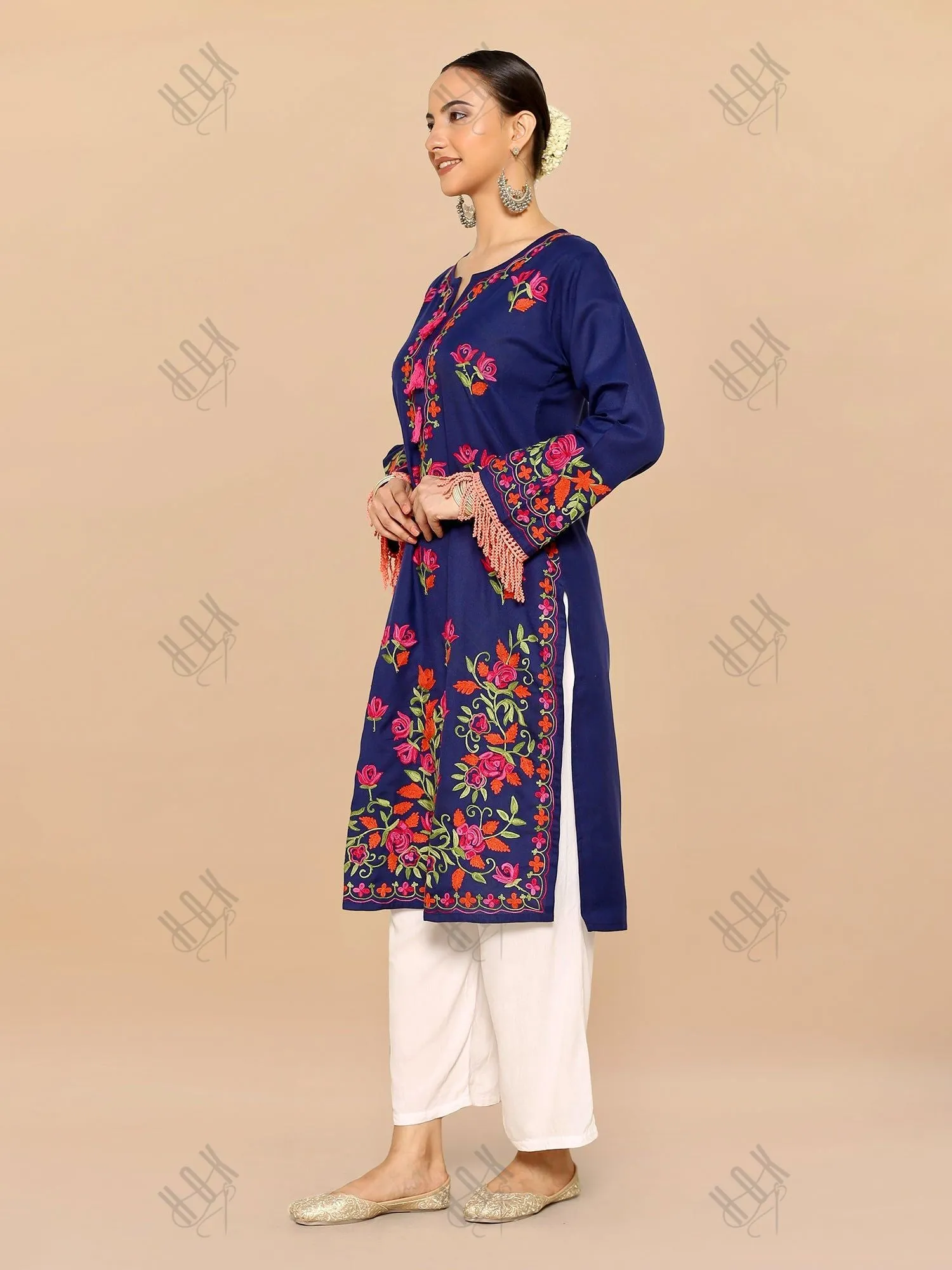 Nikita in Falak Kashmiri Long Kurta- Navy Blue