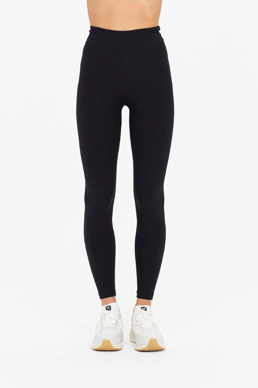 Peached 25in Midi Pant | Black