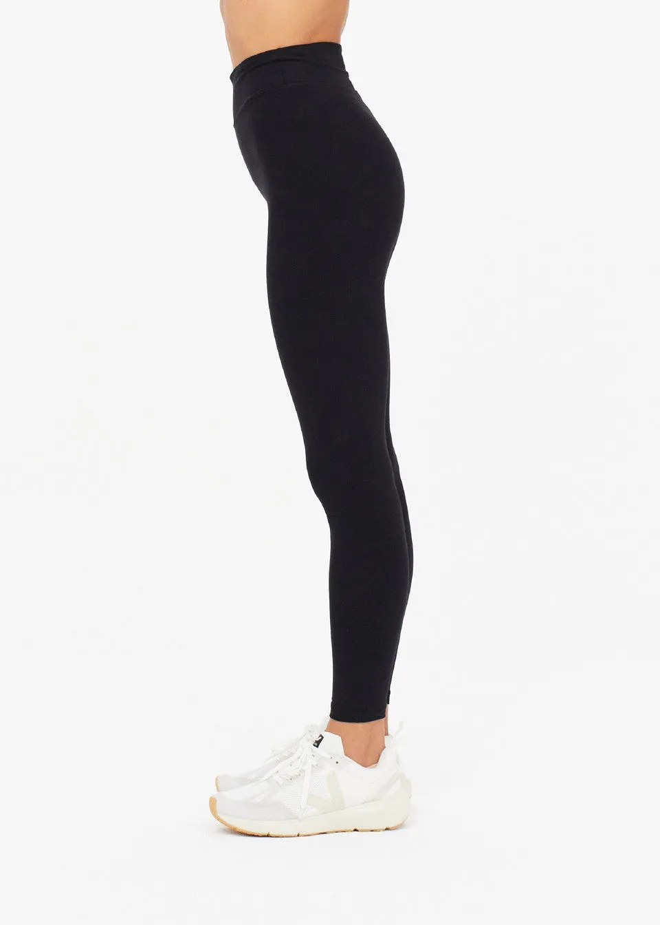 Peached 25in Midi Pant | Black