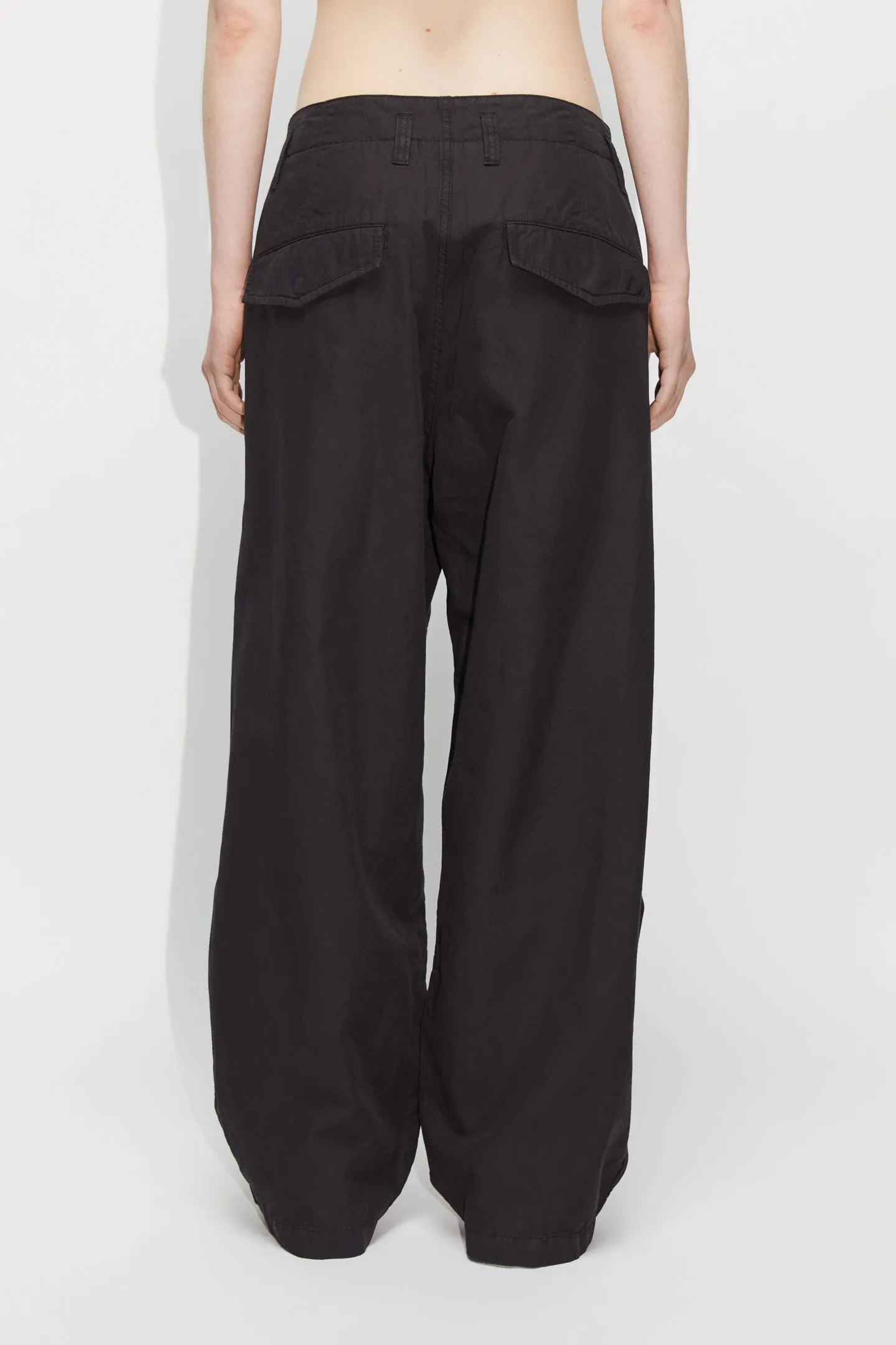 Relaxed Cargo Trousers