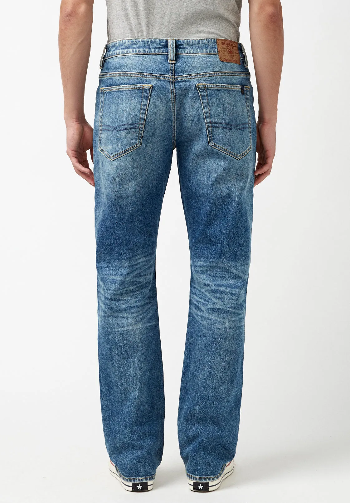 Relaxed Straight Driven Men's Jeans in Bleached Down Blue - BM22878