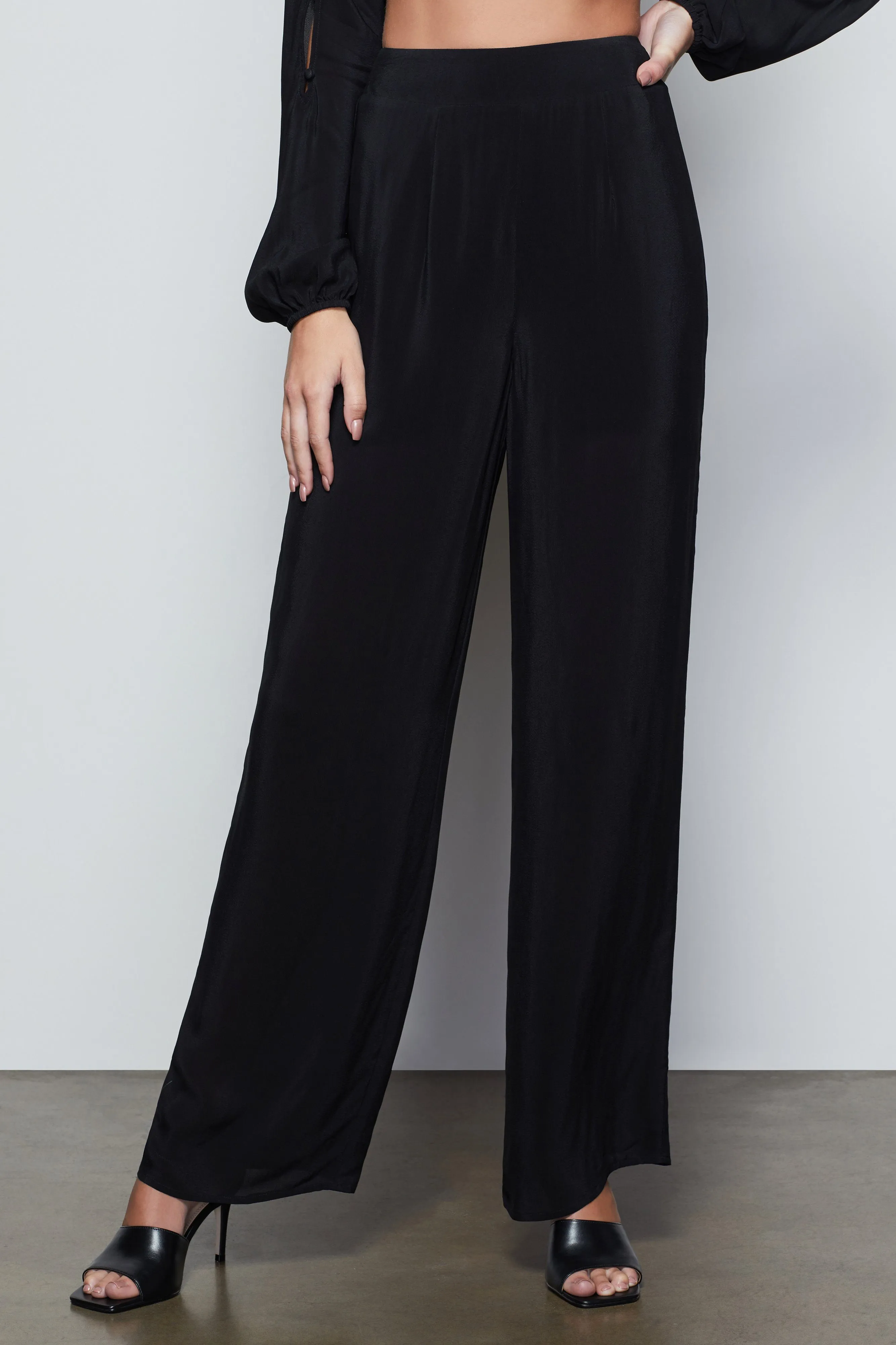 SMOCKED WAIST WIDE LEG PANT | BLACK001