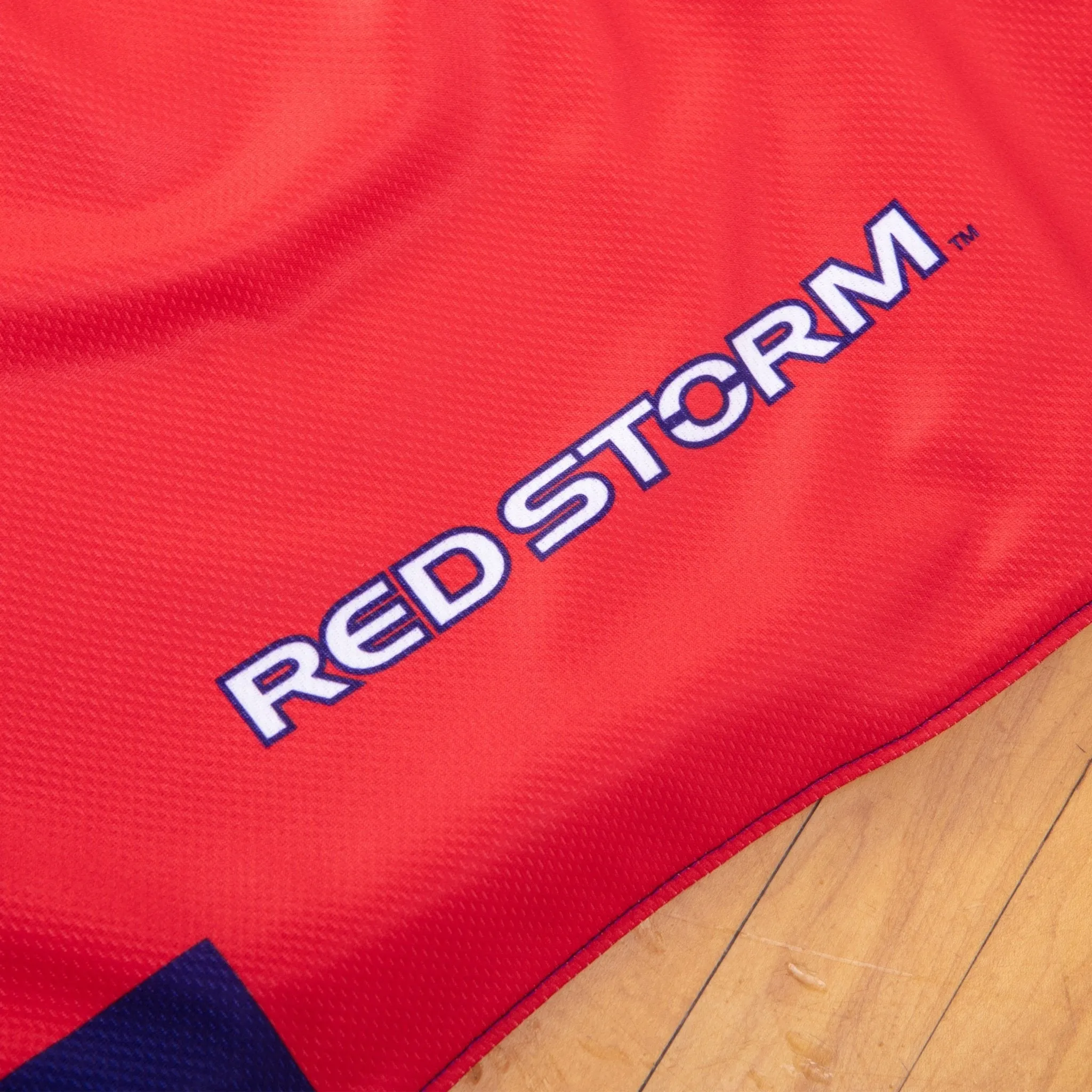 St. John's Red Storm 1998-1999 Retro Shorts (Away)