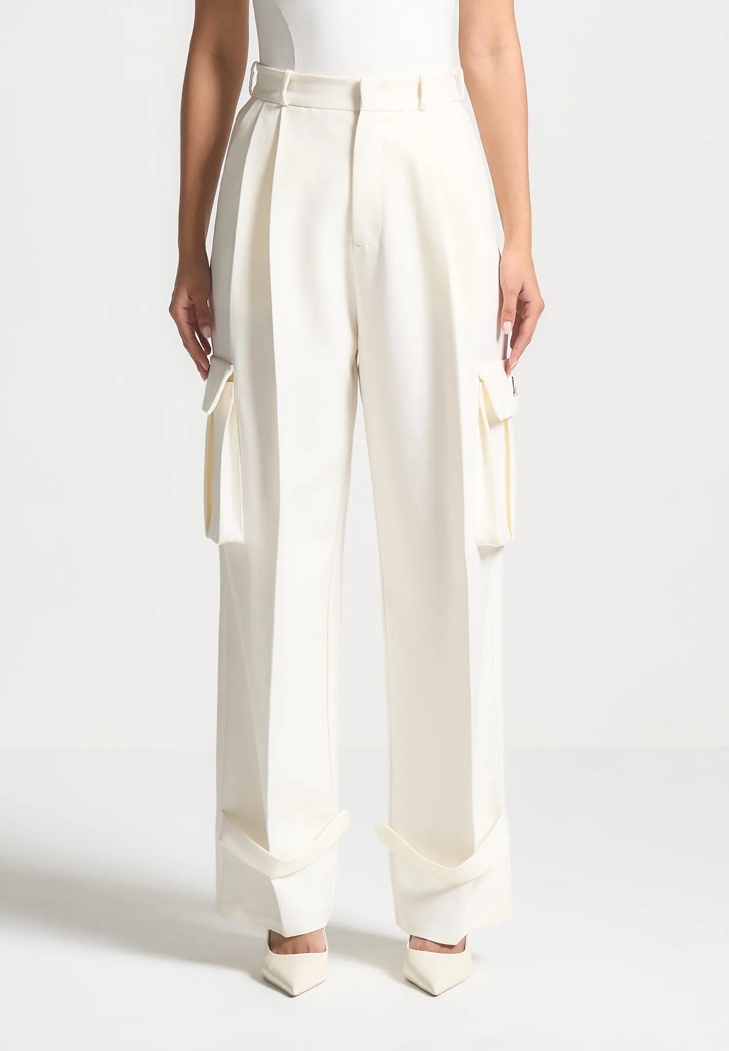 Tailored Pleated Cargo Trousers - Cream