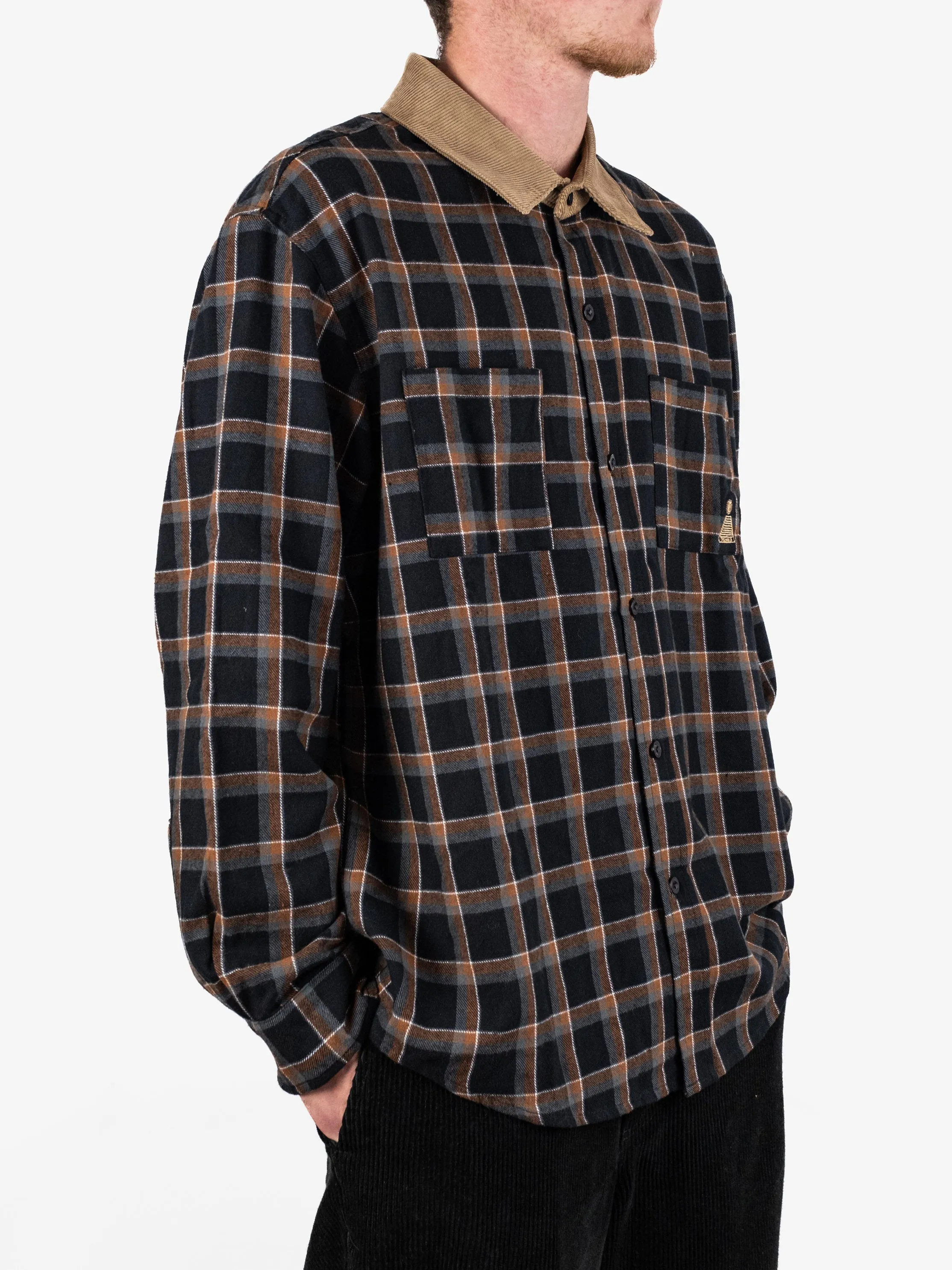 Theories Of Atlantis - Cascadia Cord Collar Flannel Shirt - Black / Tan