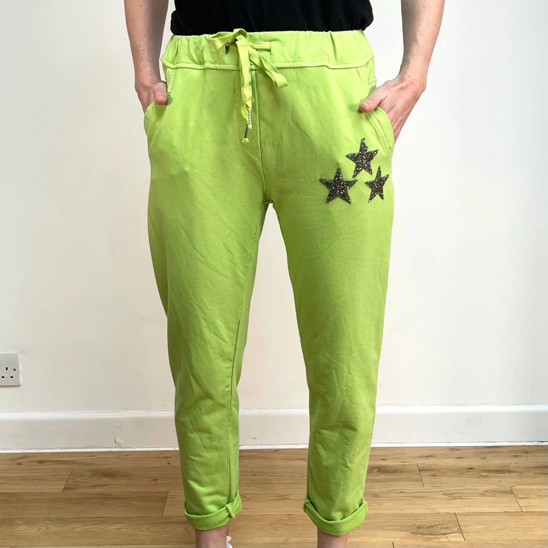 Triple Star Joggers - Apple