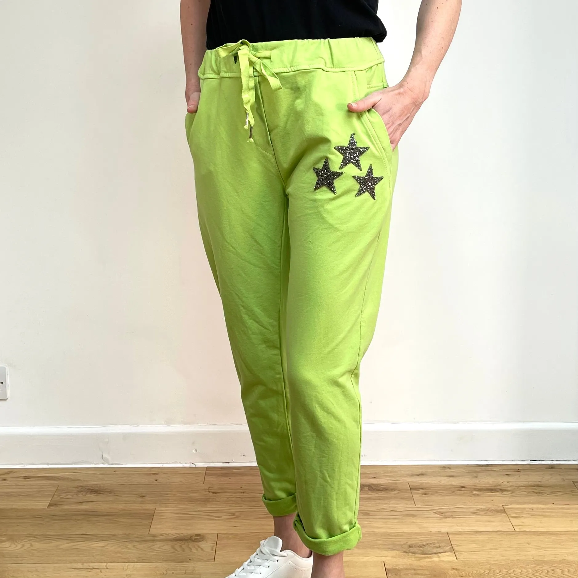 Triple Star Joggers - Apple