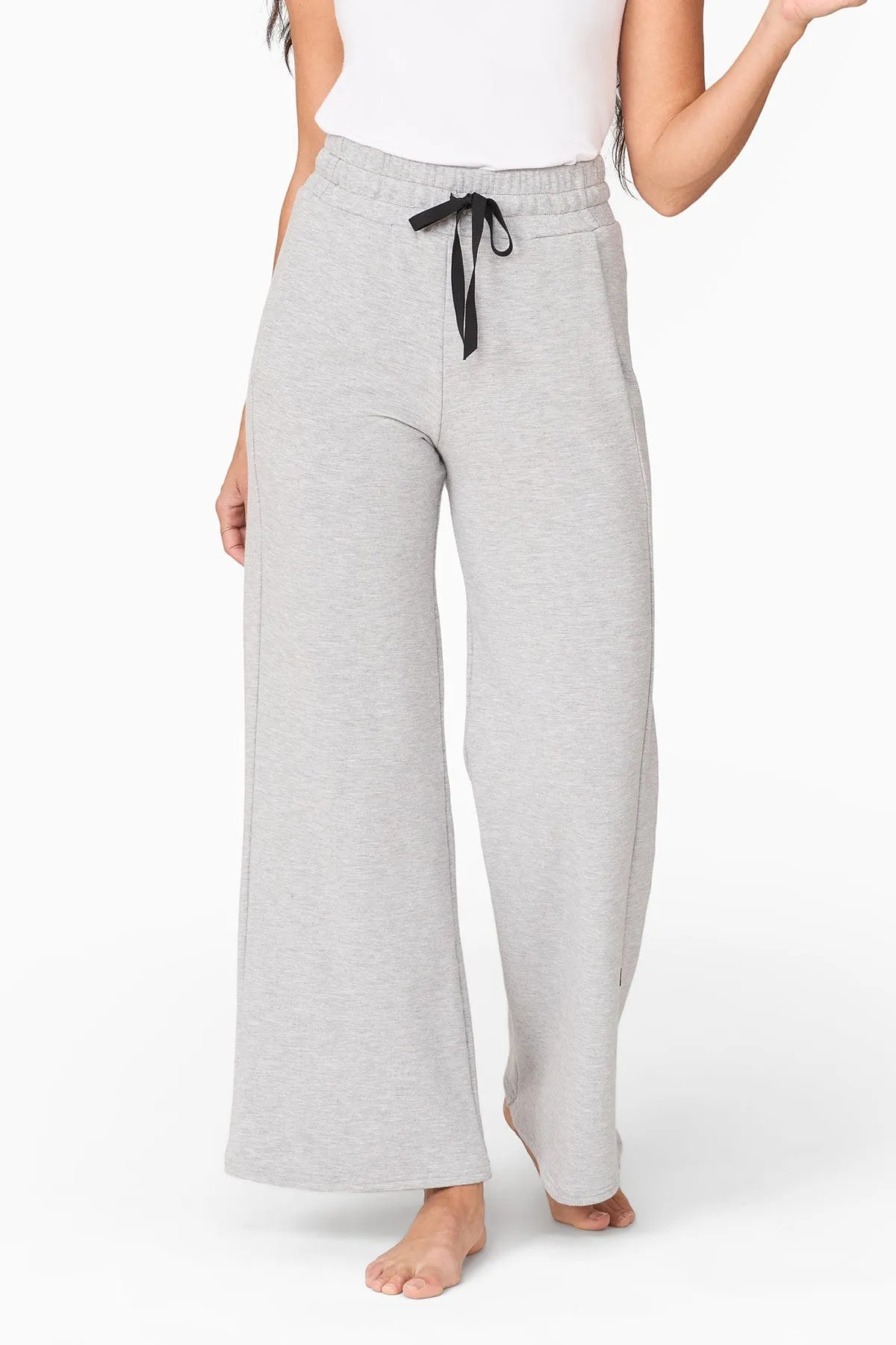 Wide Leg Sweatpant in Light Heather Grey